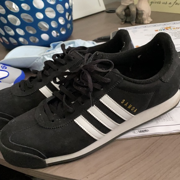 Addidas size 11 - Picture 2 of 2